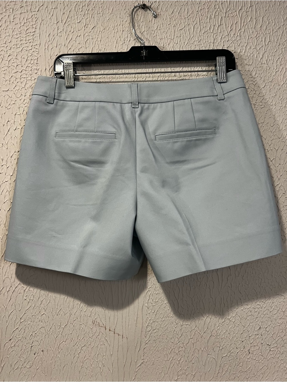 White House Black Market pale blue mid rise dress shorts size 6 - Picture 8 of 13